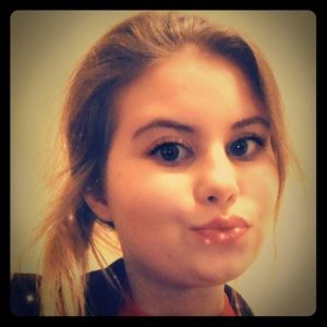 Meet your Posher, Samantha.